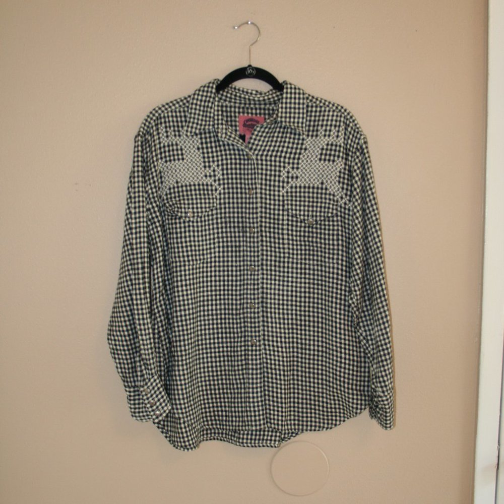 Cambridge Country Store Dry Goods Co. %100 Cotton Size L Plaid Deer Shirt